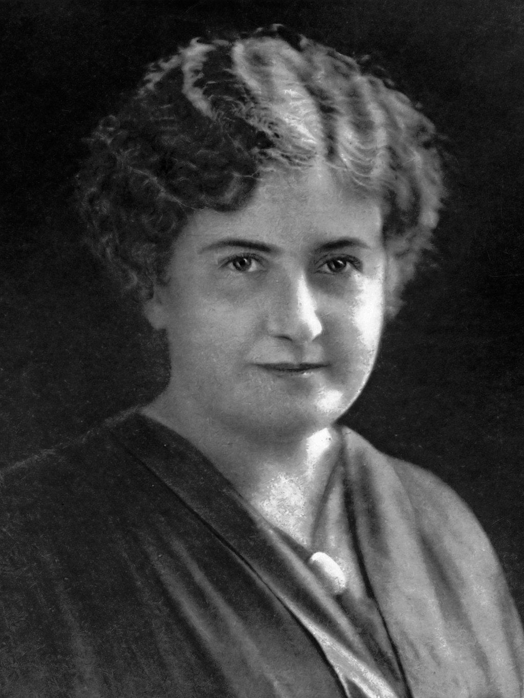 Black and white portrait of a Maria Montessori, founder of the Montessori framework